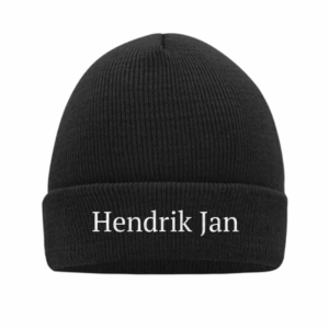 gebreide muts met borduring zwart