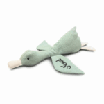 Knuffeltje Eend oudgroen met naam en geboortedatum geborduurd personaliseren - vooraanzicht